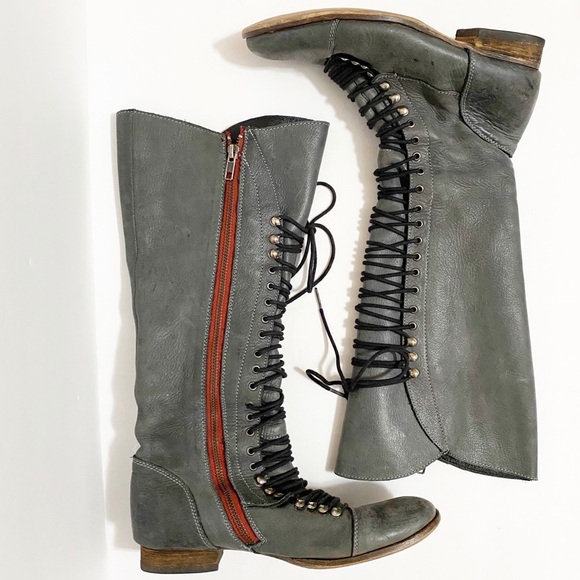 Steve Madden Perrin Laceup Front Boot 